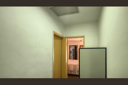 Casa à venda com 112m², 2 quartos e 2 vagasCorredor