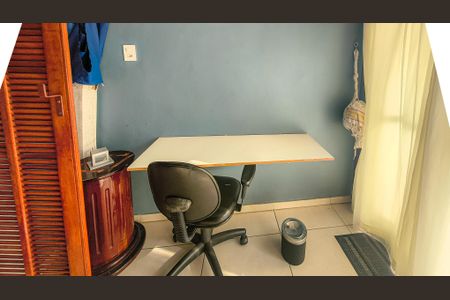 Casa à venda com 112m², 2 quartos e 2 vagasEscritório