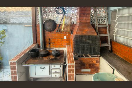 Casa à venda com 112m², 2 quartos e 2 vagasChurrasqueira