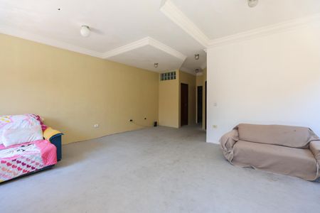 Casa à venda com 350m², 5 quartos e 3 vagas Casa à venda com 350m², 5 quartos e 3 vagasSala