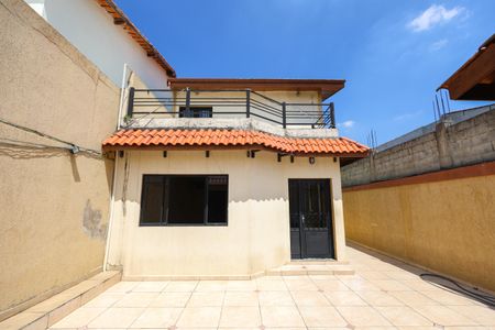 Casa à venda com 350m², 5 quartos e 3 vagas Casa à venda com 350m², 5 quartos e 3 vagasGaragem
