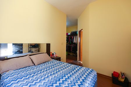 Casa à venda com 350m², 5 quartos e 3 vagas Casa à venda com 350m², 5 quartos e 3 vagasSuíte