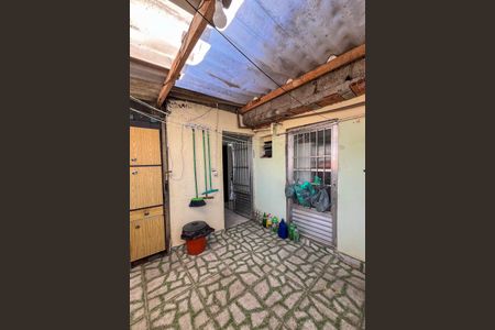 Casa à venda com 300m², 1 quarto e 2 vagas Casa à venda com 300m², 1 quarto e 2 vagasÁrea de Serviço