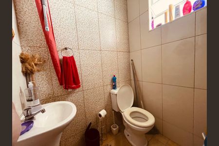 Casa para alugar com 190m², 3 quartos e 3 vagas Casa para alugar com 190m², 3 quartos e 3 vagasBanheiro