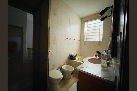 Casa para alugar com 190m², 3 quartos e 3 vagas Casa para alugar com 190m², 3 quartos e 3 vagasBanheiro