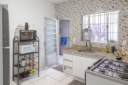 Casa para alugar com 250m², 2 quartos e 1 vagaCozinha