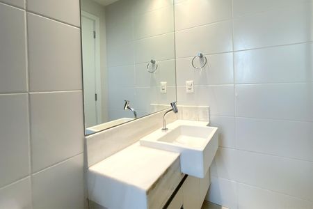 Apartamento para alugar com 145m², 2 quartos e 2 vagasBanheiro da Suíte 2