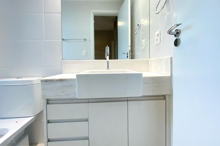 Apartamento para alugar com 145m², 2 quartos e 2 vagas Apartamento para alugar com 145m², 2 quartos e 2 vagasBanheiro da Suíte 2