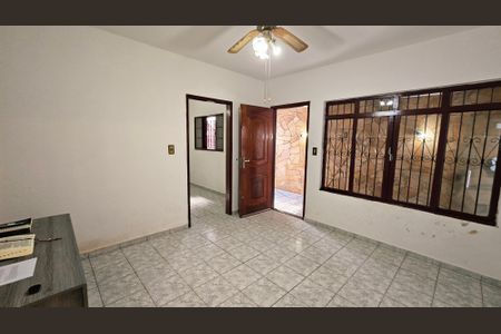 Casa à venda com 2 quartos, 184m² em Jardim do Lago, Jundiaí