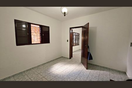 Casa à venda com 2 quartos, 184m² em Jardim do Lago, Jundiaí