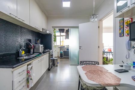 Apartamento para alugar com 132m², 3 quartos e 2 vagasCozinha/Área de Serviço
