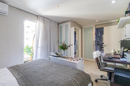 Apartamento para alugar com 132m², 3 quartos e 2 vagasSuíte