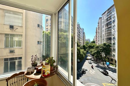 Apartamento à venda com 132m², 4 quartos e 1 vaga