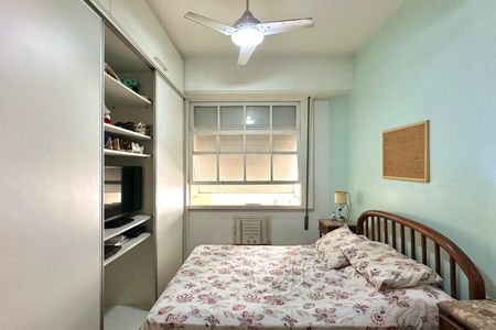 Apartamento à venda com 132m², 4 quartos e 1 vaga