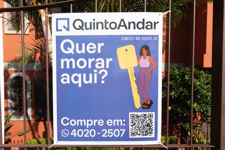 Casa à venda com 268m², 4 quartos e 2 vagasFachada