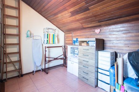 Casa à venda com 268m², 4 quartos e 2 vagasVaranda