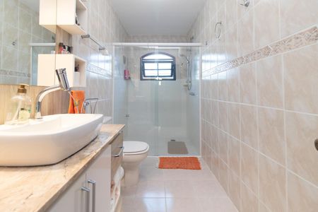 Casa à venda com 268m², 4 quartos e 2 vagasBanheiro