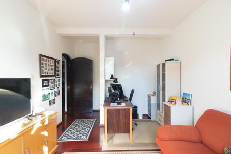 Casa à venda com 268m², 4 quartos e 2 vagasQuarto 4