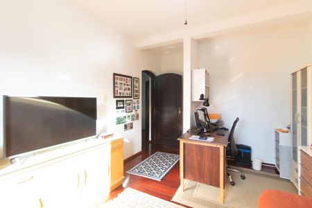 Casa à venda com 268m², 4 quartos e 2 vagasQuarto 4