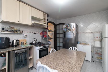 Casa à venda com 268m², 4 quartos e 2 vagasCozinha