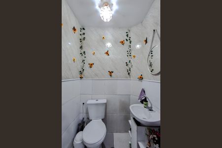 Casa à venda com 186m², 2 quartos e 1 vagaLavabo