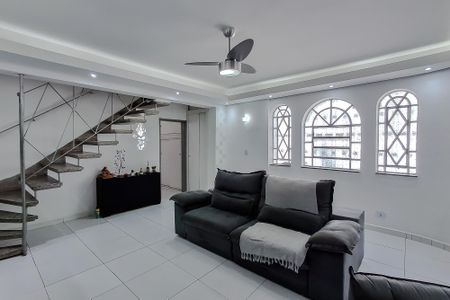 Sala de casa para alugar com 2 quartos, 186m² em Vila Monumento, São Paulo