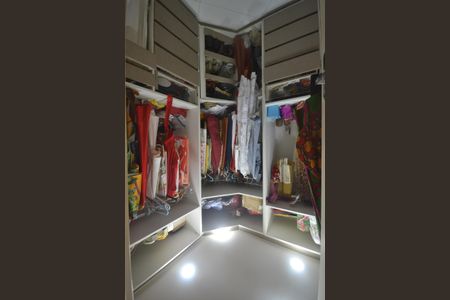 Apartamento para alugar com 70m², 2 quartos e 1 vagaQuarto 2-Closet