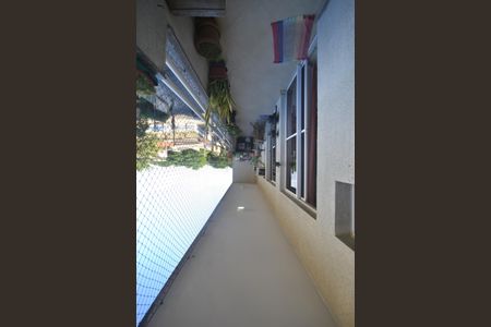Apartamento para alugar com 70m², 2 quartos e 1 vagaVaranda