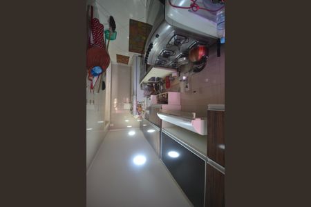 Apartamento para alugar com 70m², 2 quartos e 1 vagaCozinha e Área de Serviço