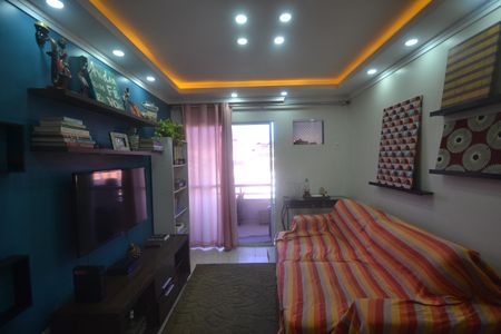 Sala de apartamento para alugar com 2 quartos, 70m² em Caonze, Nova Iguaçu