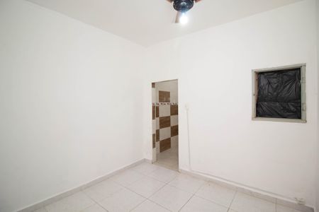 Casa para alugar com 128m², 2 quartos e 1 vagaQuarto - Edícula