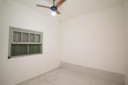 Casa para alugar com 128m², 2 quartos e 1 vagaQuarto - Edícula