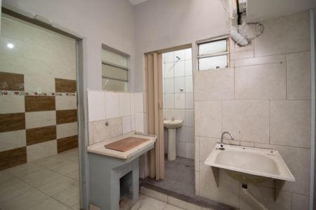 Casa para alugar com 128m², 2 quartos e 1 vagaÁrea de Serviço - Edícula