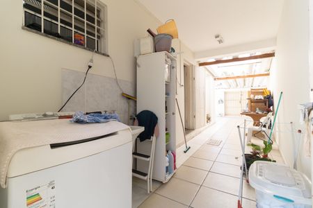 Casa à venda com 125m², 4 quartos e 2 vagasLavanderia