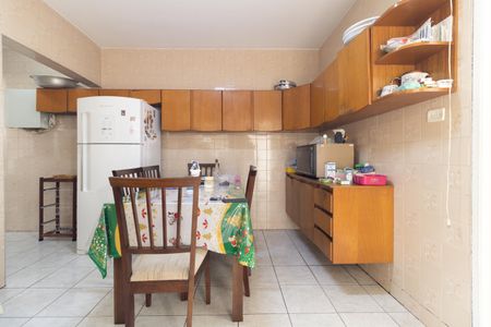 Casa à venda com 125m², 4 quartos e 2 vagasCozinha