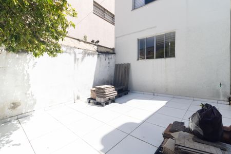 Casa à venda com 125m², 4 quartos e 2 vagasQuintal