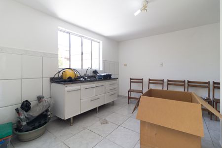 Casa à venda com 125m², 4 quartos e 2 vagasCasa 2 - Sala/cozinha