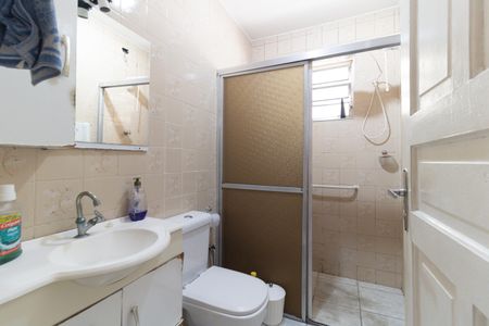 Casa à venda com 125m², 4 quartos e 2 vagasBanheiro social