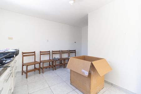 Casa à venda com 125m², 4 quartos e 2 vagasCasa 2 - Sala/cozinha