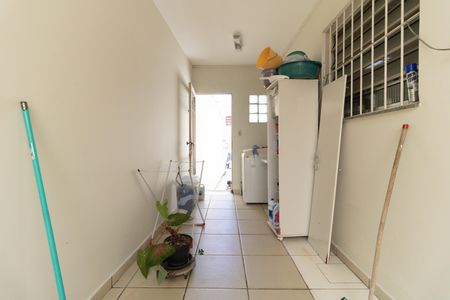 Casa à venda com 125m², 4 quartos e 2 vagasLavanderia