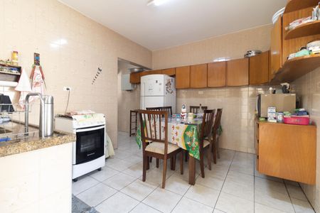 Casa à venda com 125m², 4 quartos e 2 vagasCozinha