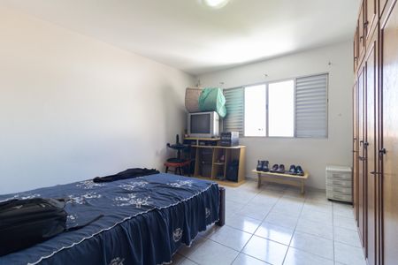 Casa à venda com 125m², 4 quartos e 2 vagasQuarto 1 