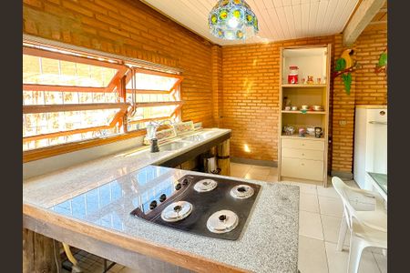 Casa para alugar com 92m², 2 quartos e 2 vagasCozinha