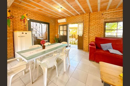 Casa para alugar com 92m², 2 quartos e 2 vagasSala de Jantar