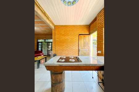 Casa para alugar com 92m², 2 quartos e 2 vagasCozinha