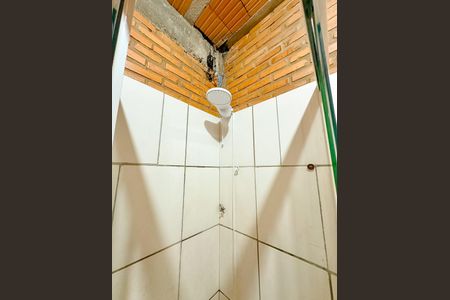 Casa para alugar com 92m², 2 quartos e 2 vagasBanheiro