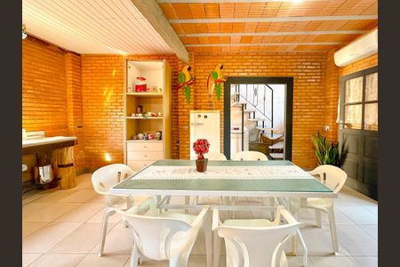 Casa para alugar com 92m², 2 quartos e 2 vagasSala de Jantar