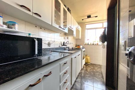 Apartamento à venda com 85m², 3 quartos e 2 vagasCozinha