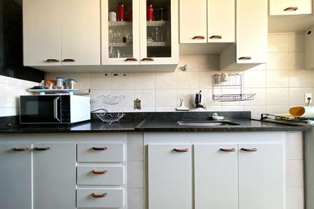 Apartamento à venda com 85m², 3 quartos e 2 vagasCozinha