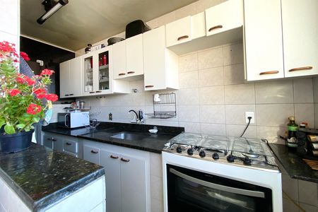 Apartamento à venda com 85m², 3 quartos e 2 vagasCozinha